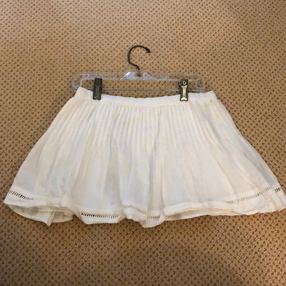Abercrombie kids white skirt